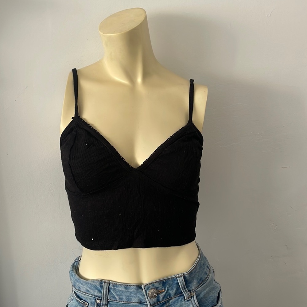 Black crop top